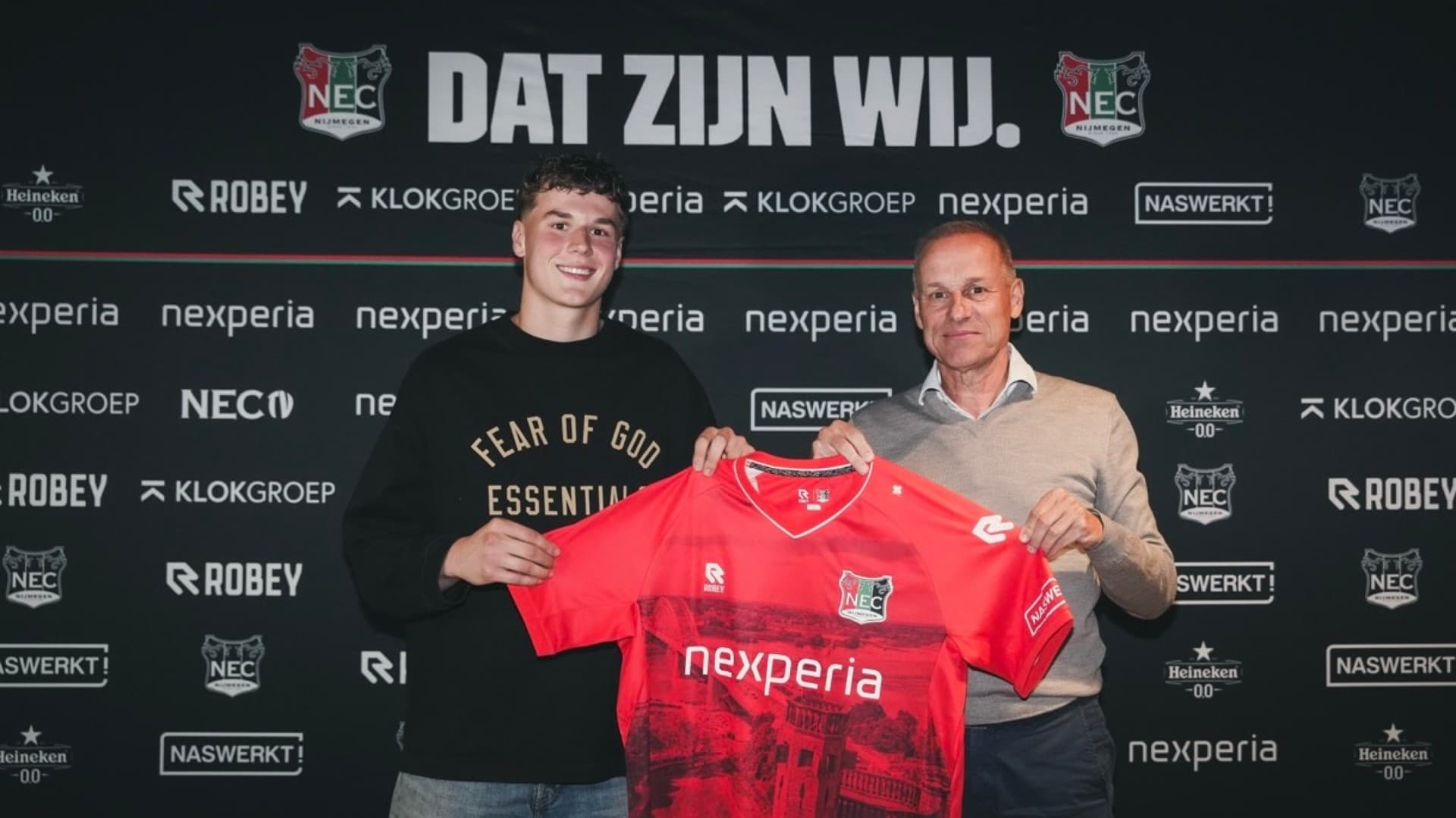 Keeper Joep Geneste tekent tweejarig contract bij N.E.C.: de Nijmeegse jeugdspeler dwong het zelf af